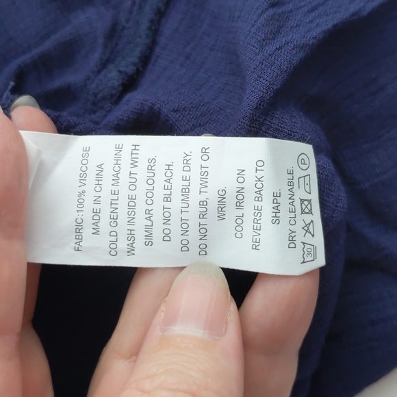 Jeanswest Top Size 8 Navy Blue 3/4 Sleeves Round Neck Tie-up Front Hi-Low Hem - Picture 14 of 14